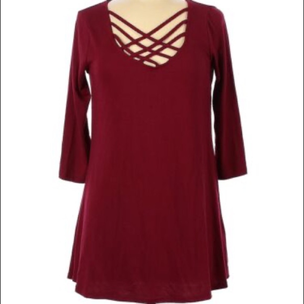 Maroon summer dress with crisscross pattern